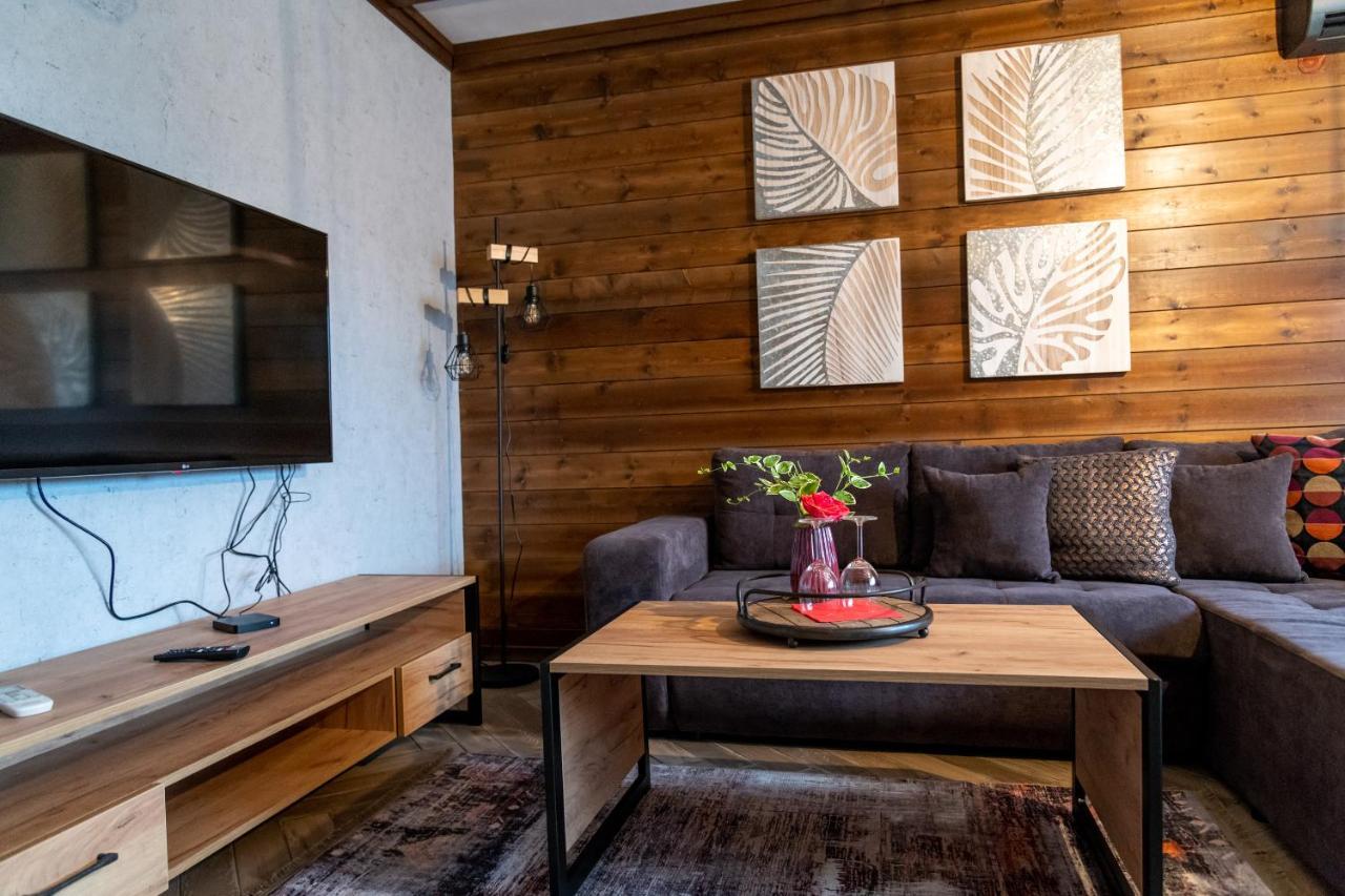 Hotel Hunters House Ezerets Luaran gambar