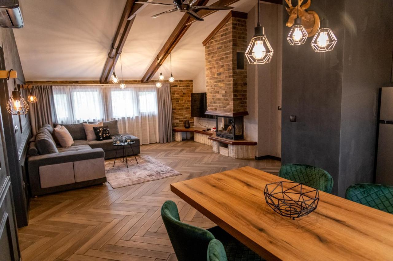 Hotel Hunters House Ezerets Luaran gambar