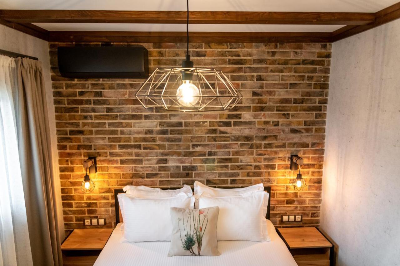 Hotel Hunters House Ezerets Luaran gambar