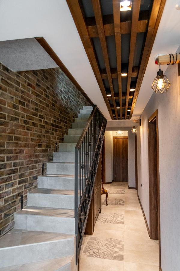 Hotel Hunters House Ezerets Luaran gambar