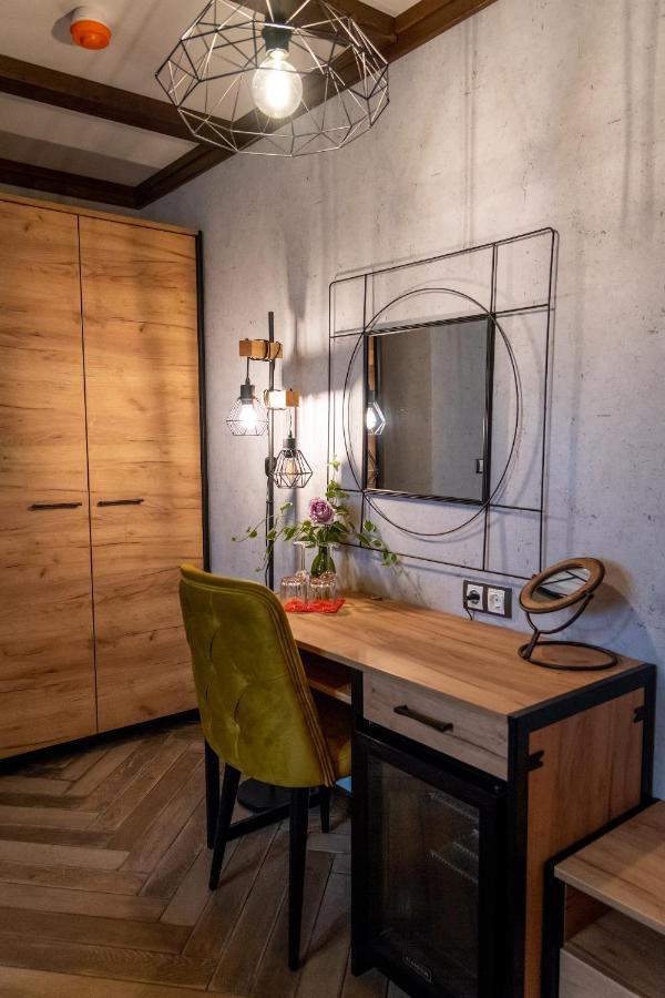 Hotel Hunters House Ezerets Luaran gambar